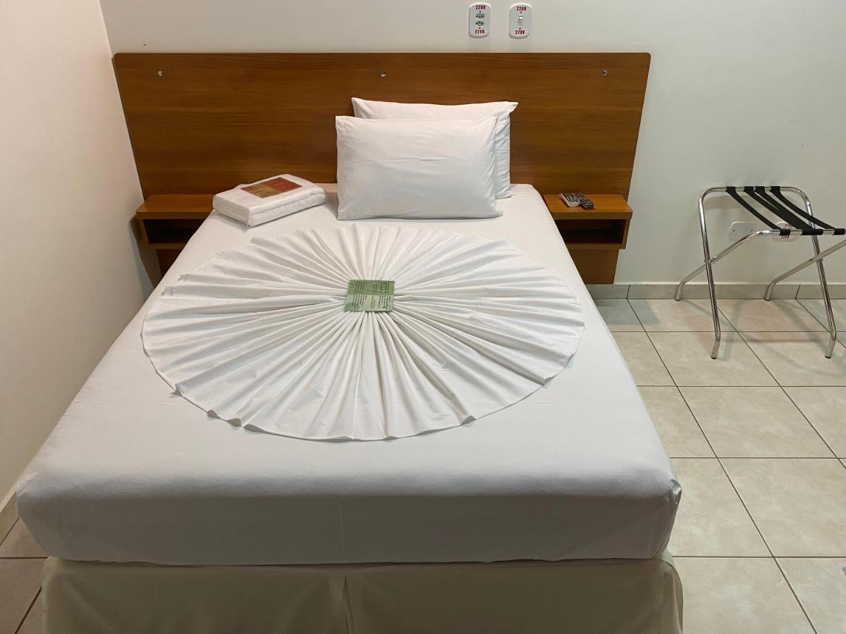 Aquarius Hotel Aquarius Ariquemes Bagian luar foto